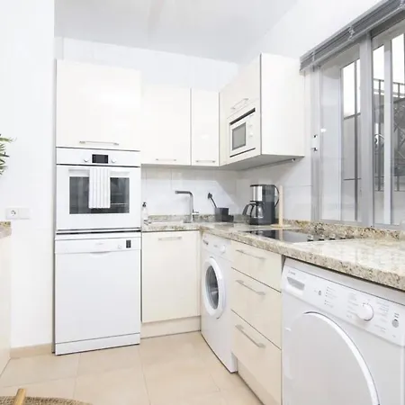 2 Bedroom Flat In Nueva Andalucia Marbella