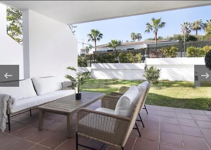 2 Bedroom Flat In Nueva Andalucia 아파트