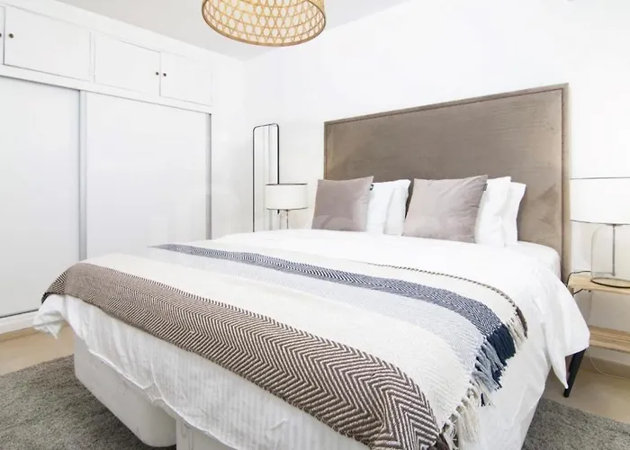 2 Bedroom Flat In Nueva Andalucia