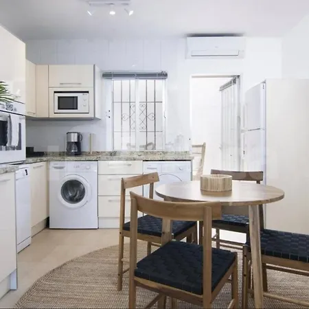 2 Bedroom Flat In Nueva Andalucia